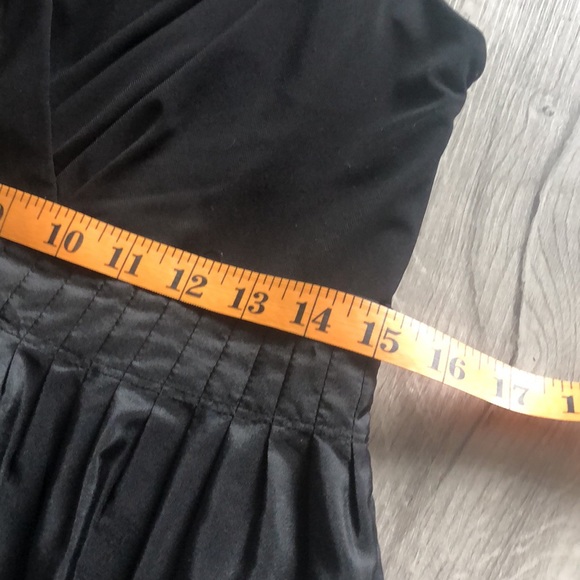 High waisted party dress with pockets - Picture 6 of 7